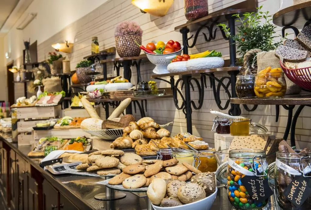 hotel radisson royal saint petersburg_shabavizparvaz_03.jpg